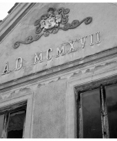 Old manor